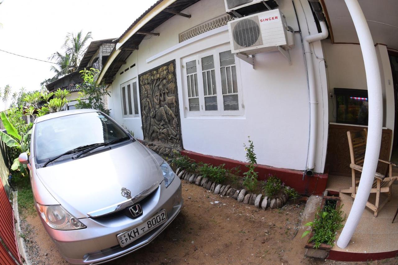 Suriya Ocean Villa Wadduwa Exterior foto